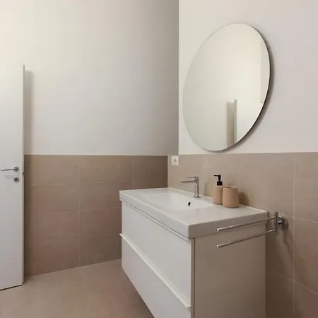 Hacca Collection - Arco Della Pace - Sempione - Chinatown 2br Milan