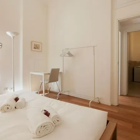 Apartment Hacca Collection - Arco Della Pace - Sempione - Chinatown 2br *